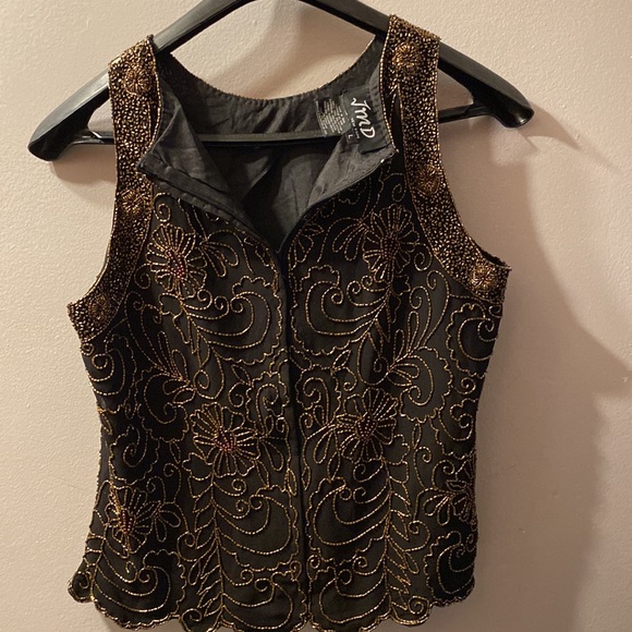 Vintage Beaded Sleeveless blouse with floral design Used in Good condition - Picture 7 of 13